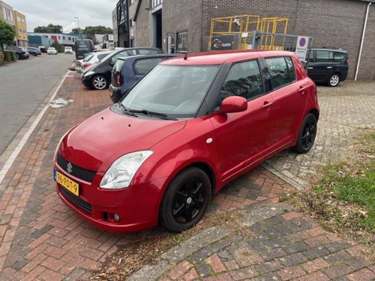 Suzuki Swift - 1.3 Cool! 158 DKM NAP! Airco! Nw ApK! - AutoWereld.nl