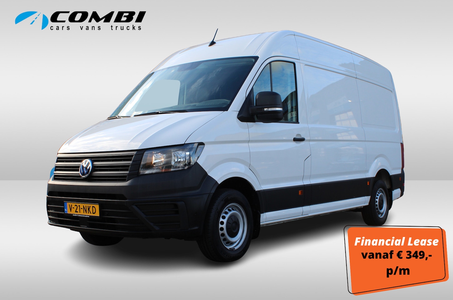Volkswagen Crafter - 35t 2.0 TDI L3H3 > Leer/Navi/Trekhaak/parkeersensoren... - AutoWereld.nl
