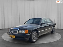 Mercedes-Benz 190-serie - 190D 2.5 190D 2.5 TURBO DIESEL Kantelschuifdak Airco Radio Elektrisch ramen