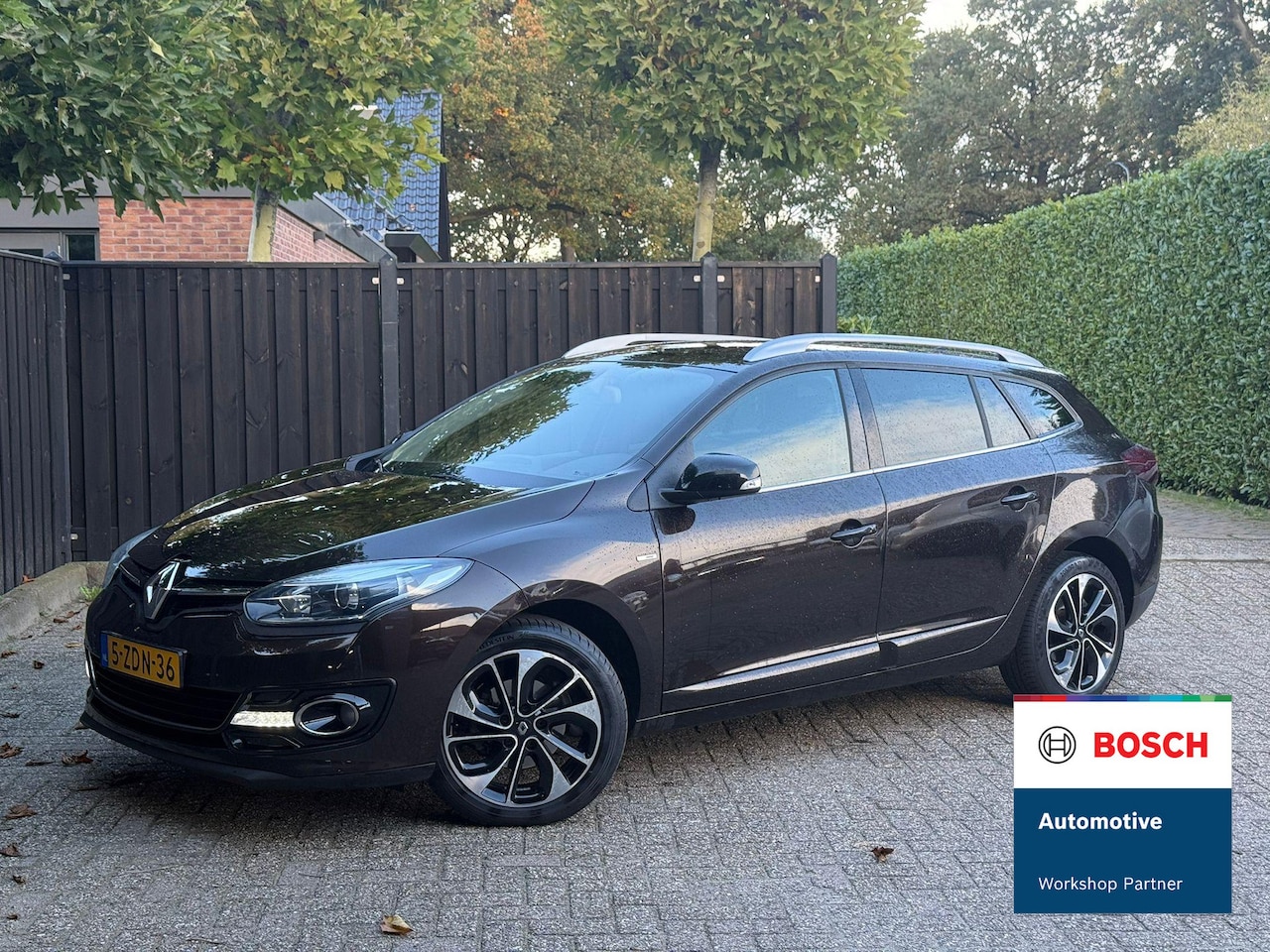 Renault Mégane Estate - 1.2 TCe Bose Trekhaak - AutoWereld.nl