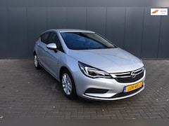 Opel Astra - 1.6 CDTI 120 Jaar Edition |LED|Dealer Onderhouden|
