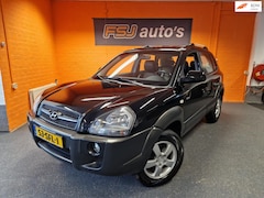 Hyundai Tucson - 2.0 / 4WD / STYLE / LEDER / AIRCO / TOPSTAAT