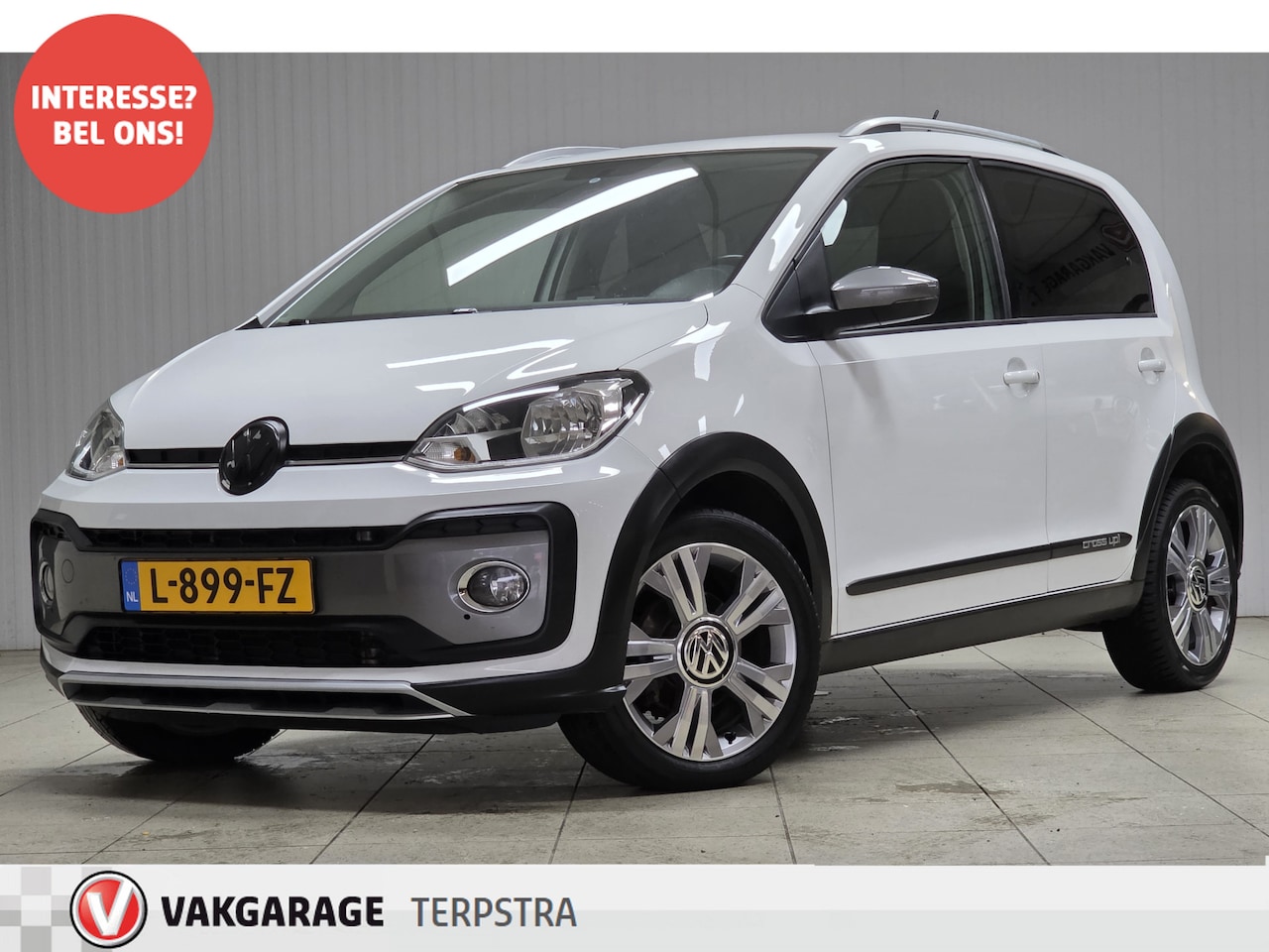 Volkswagen Up! - 1.0 TSI BMT Cross UP!/ 90pk!/ Facelift/ Stoelverw./ 16'' LMV/ Maps + More/ LED Dagrijverl. - AutoWereld.nl