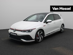 Volkswagen Golf - 2.0 TSI GTI Clubsport 300 PK | Automaat | Leder | Panorama Dak | LED Matrix | Stoelverwarm