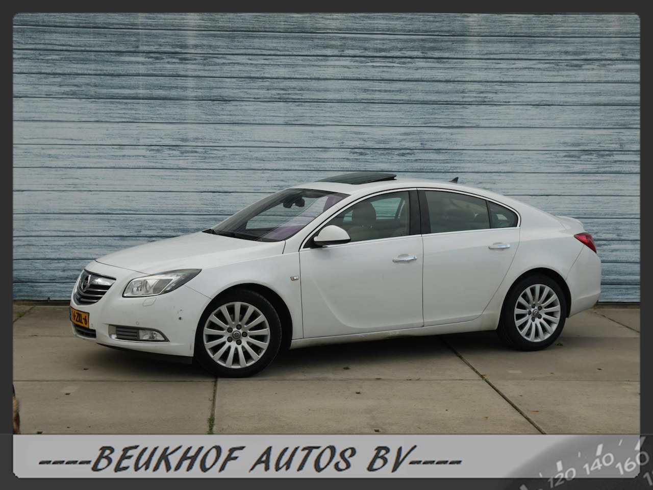 Opel Insignia - 2.0 CDTI Sport Automaat Airco Apk Nieuw 2026 - AutoWereld.nl