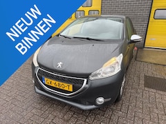 Peugeot 208 - 1.2 PureTech Style |1e eigenaar|NAP|Boekjes|Trekhaak
