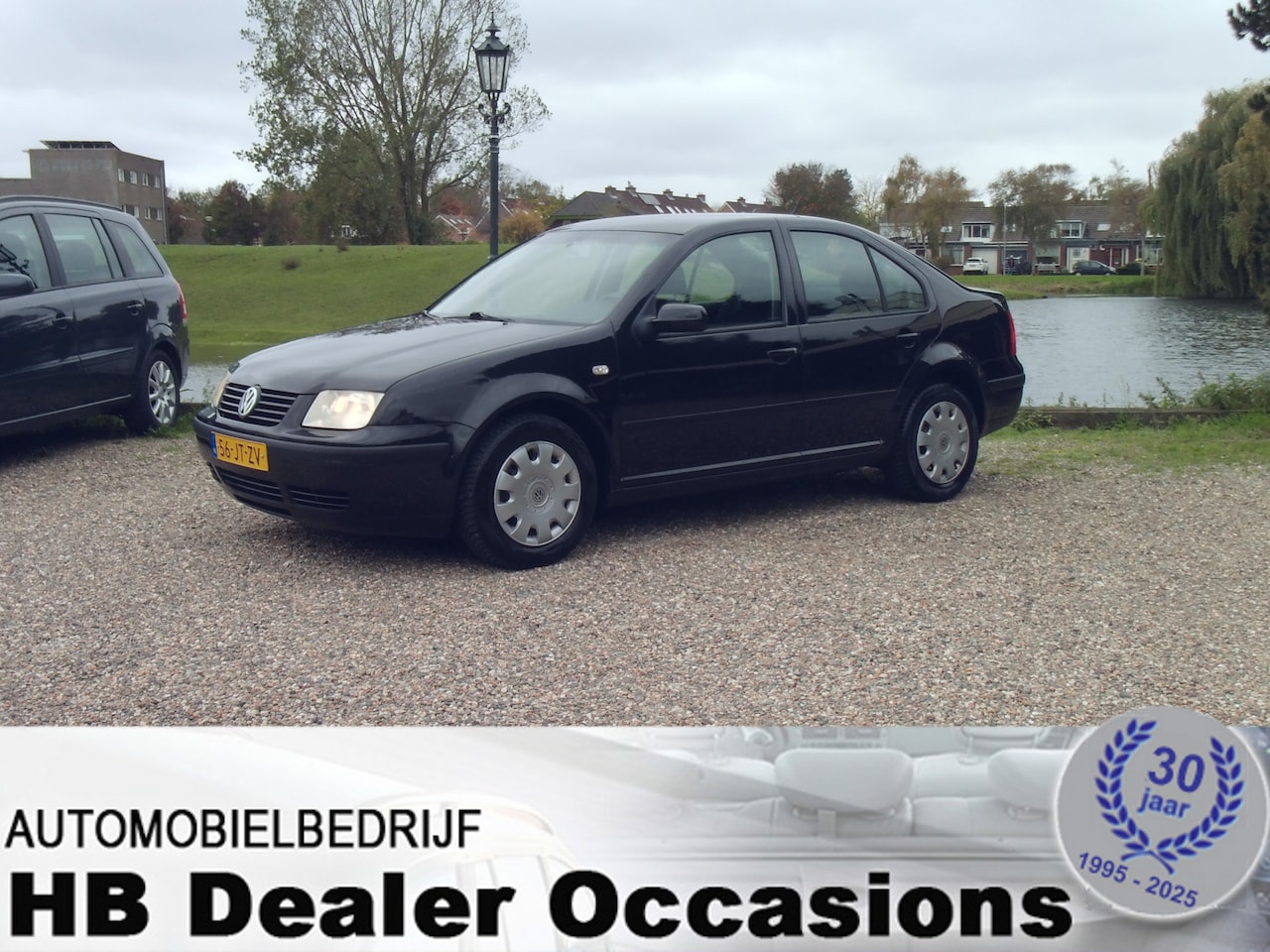 Volkswagen Bora - 2.0 - Airco - AutoWereld.nl