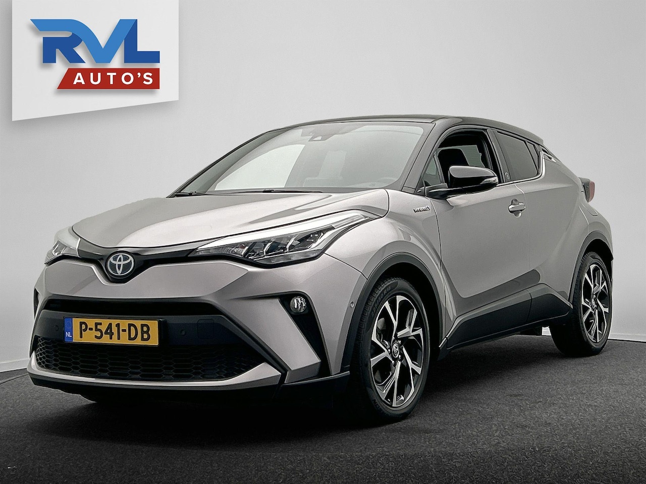 Toyota C-HR - 2.0 Hybrid Bi-Tone Carplay Camera Climate-control Cruise - AutoWereld.nl