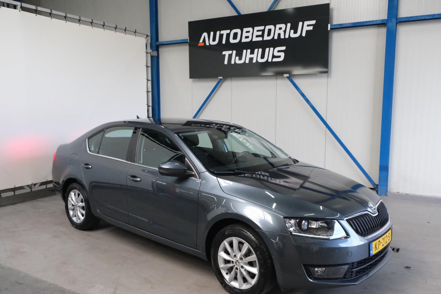Skoda Octavia - 1.0 TSI Greentech Style Business Automaat - N.A.P. Airco, Navi, PDC. - AutoWereld.nl