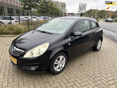 Opel Corsa - 1.4-16V White Edition 2009 AIRCO Eerste eigenaar