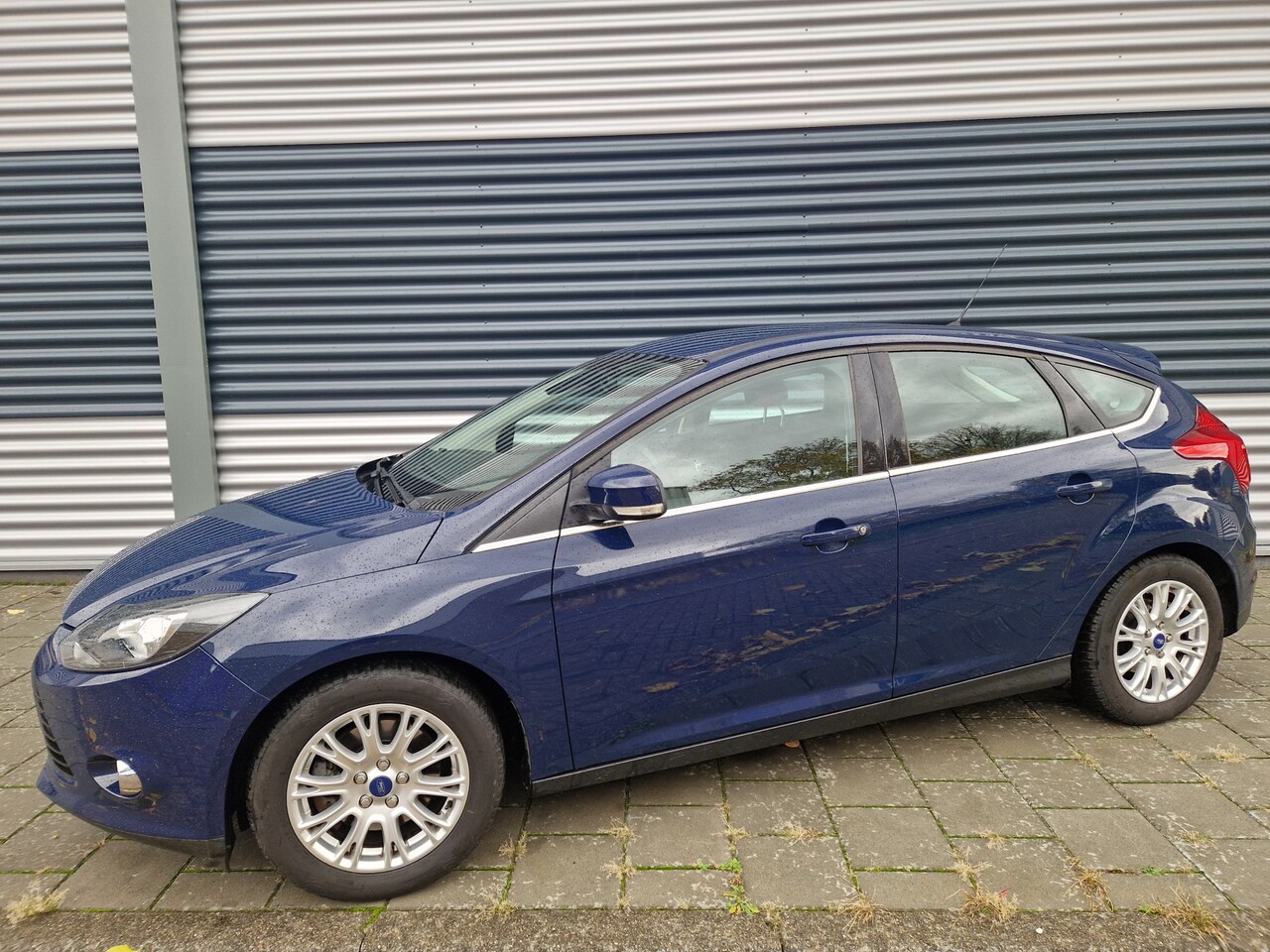 Ford Focus - 1.6 EcoBoost Titanium 1.6 EcoBoost Titanium, trekhaak, climatronic, complete historie, NAP - AutoWereld.nl