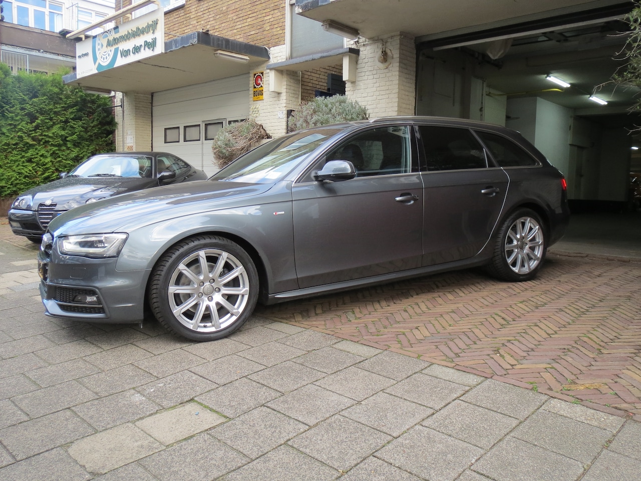 Audi A4 Avant - 1.8 TFSI S edition - AutoWereld.nl