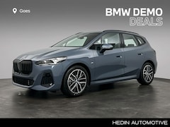 BMW 2-serie Active Tourer - 218i | Stuurwielrand verwarmd | M Adaptief onderstel | Comfort Access | Trekhaak met elekt