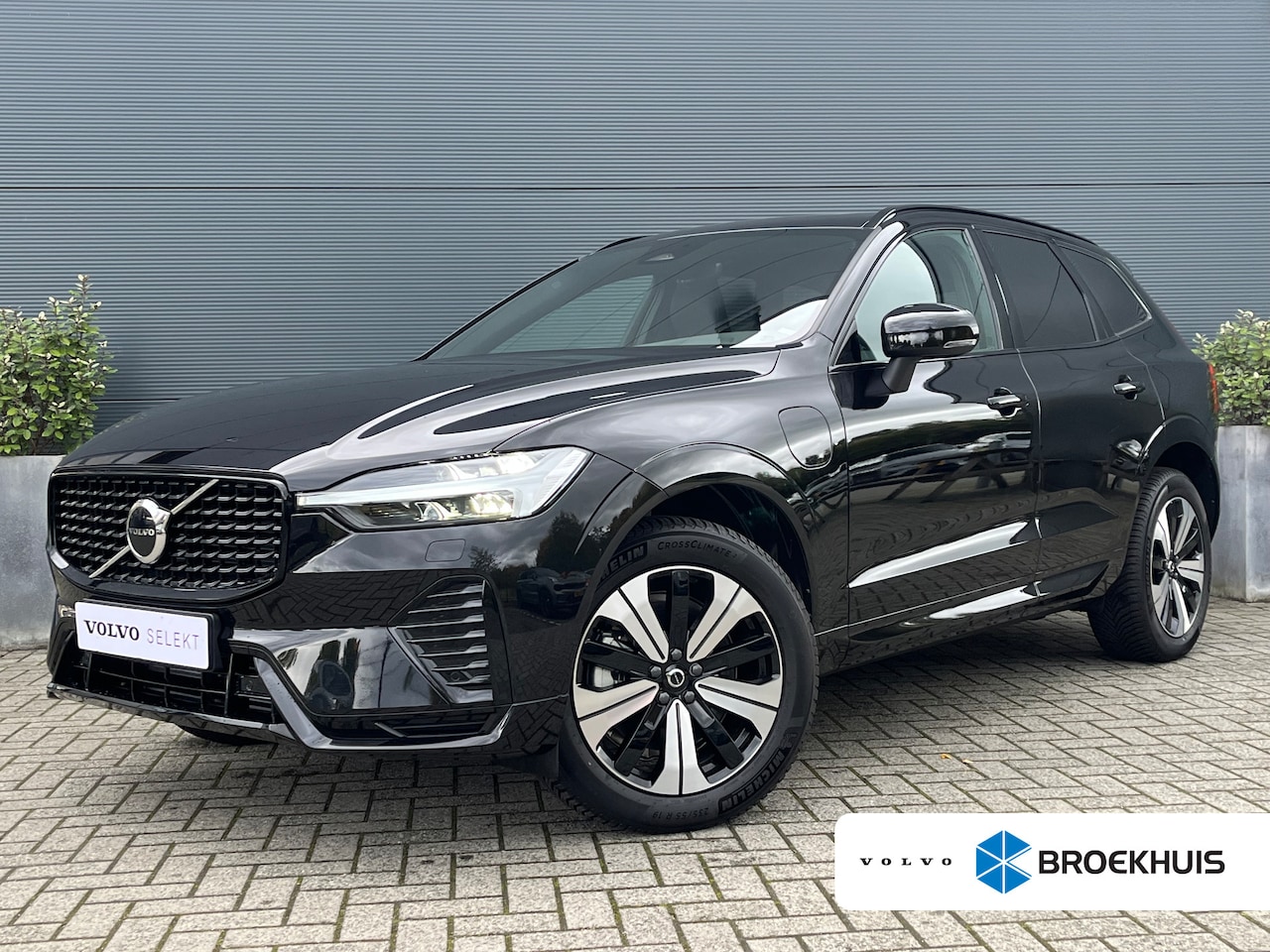 Volvo XC60 - 2.0 T6 Plug-in hybrid AWD Plus Dark 2.0 T6 Plug-in hybrid AWD Plus Dark - AutoWereld.nl