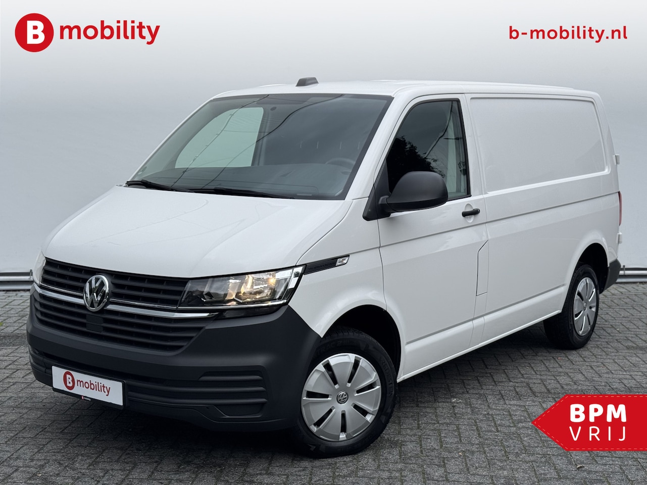 Volkswagen Transporter - 2.0 TDI L1H1 Business Trekhaak | Apple CarPlay | Cruise Control | Airco | Betimmering - AutoWereld.nl