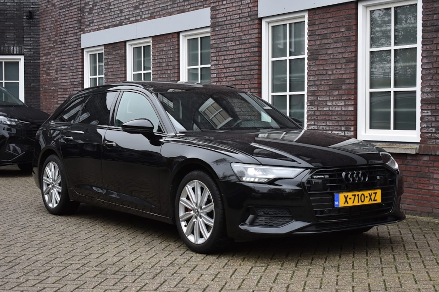 Audi A6 Avant - 55 TFSI quattro S edition - 6 Cilinder - AutoWereld.nl