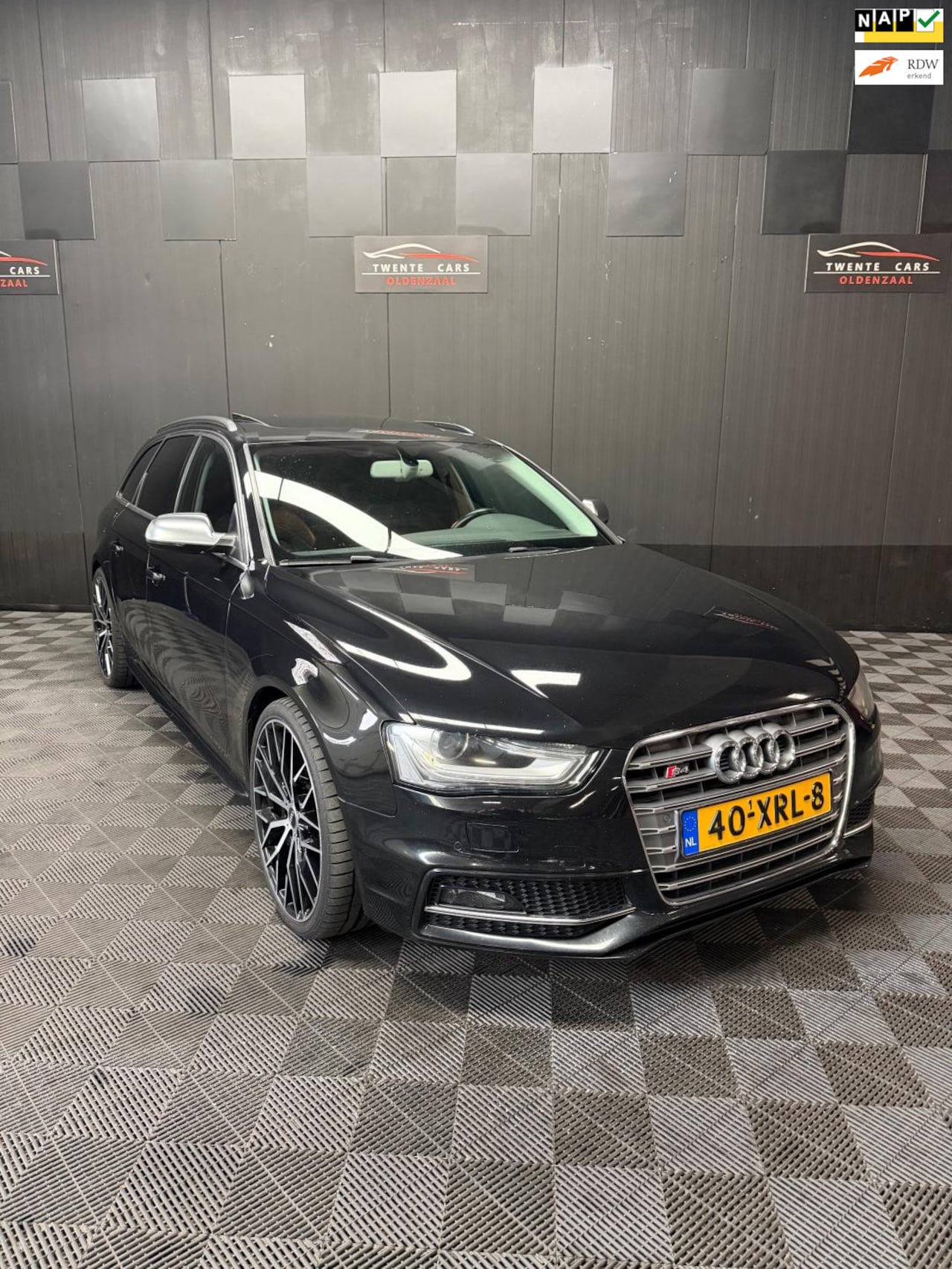 Audi A4 Avant - 3.0 TFSI S4 quattro Pro Line | Pano | Led | Camera | - AutoWereld.nl