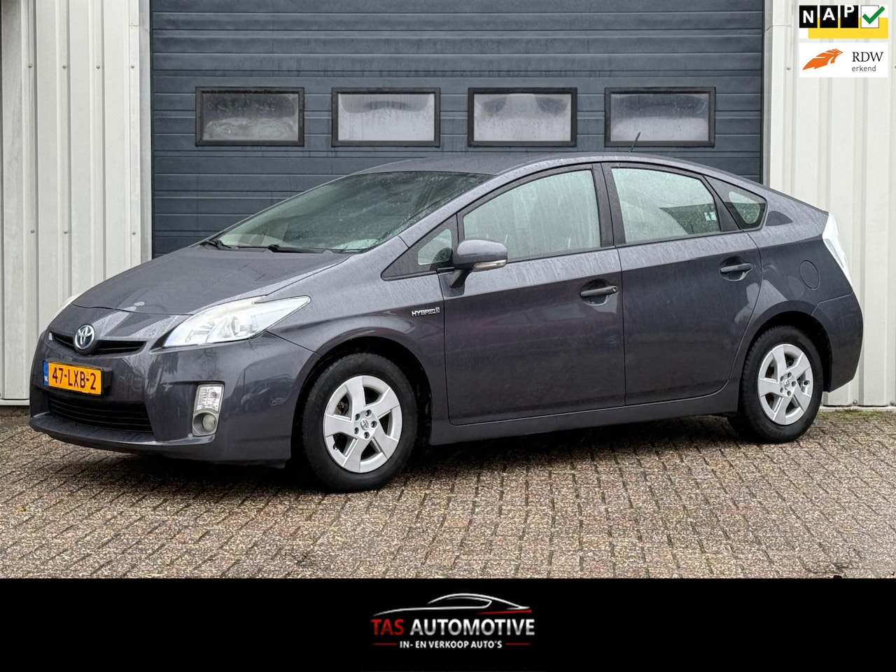 Toyota Prius - 1.8 Comfort 2e EIG / AUTOMAAT / NAVI / NAP - AutoWereld.nl