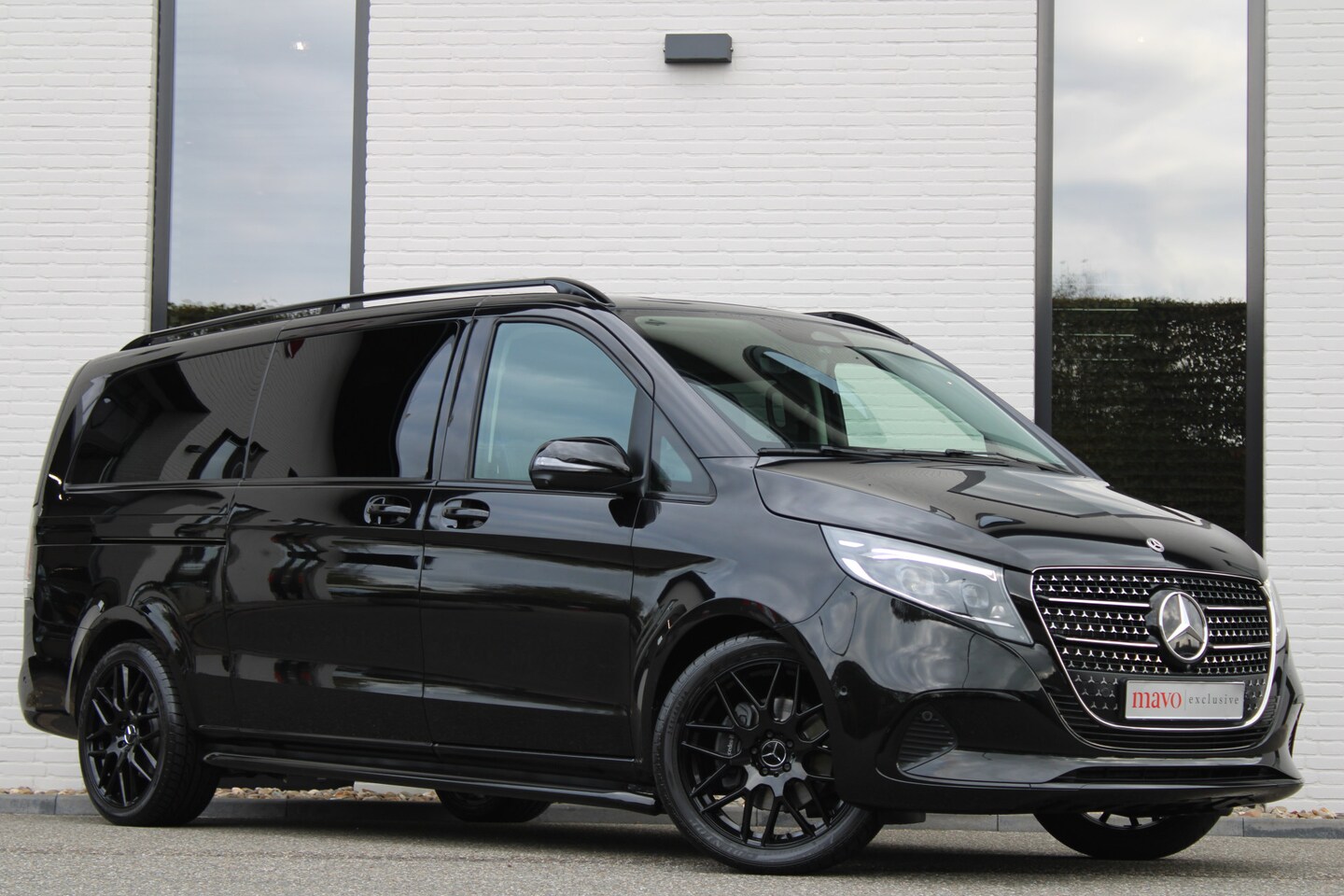 Mercedes-Benz V-klasse - 300d / XXL / DC / 2x Electrische Schuifdeur / 360 Camera / Vol Opties / NIEUWSTAAT - AutoWereld.nl