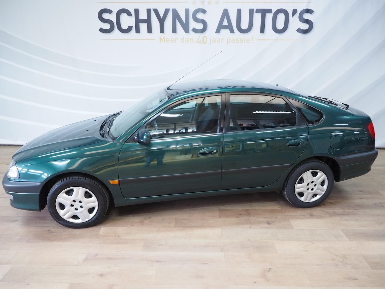 Toyota Avensis - 1.6 Sol 1.6 Sol - AutoWereld.nl