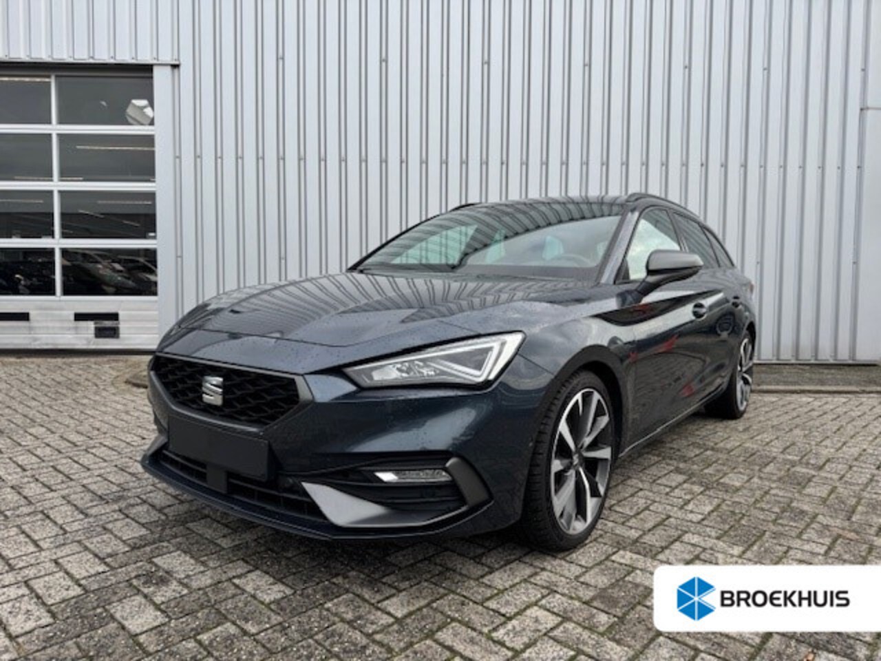 SEAT Leon Sportstourer - 1.5 eTSI FR Launch Edition l Digital Dash l Parkeersensoren voor en achter l Adaptieve Cr - AutoWereld.nl