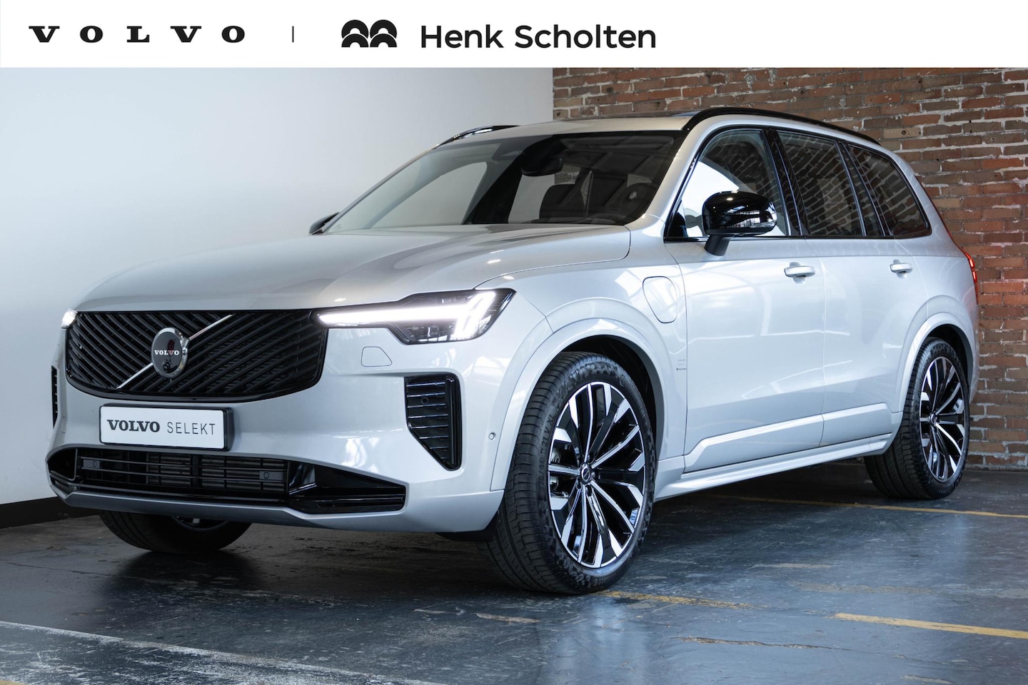Volvo XC90 - 2.0 T8 Plug-in hybrid AWD Ultra Dark | Verwarmbare voorstoelen | Verwarmbaar stuurwiel | V - AutoWereld.nl