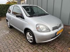 Toyota Yaris - 1.3-16V VVT-i Sol Automaat NAP//ELEC.RAMEN//AUTOMAAT