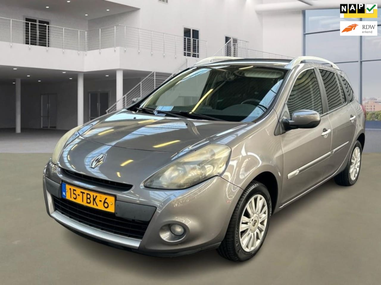 Renault Clio Estate - 1.2 TCE Collection 1.2 TCE Collection - AutoWereld.nl
