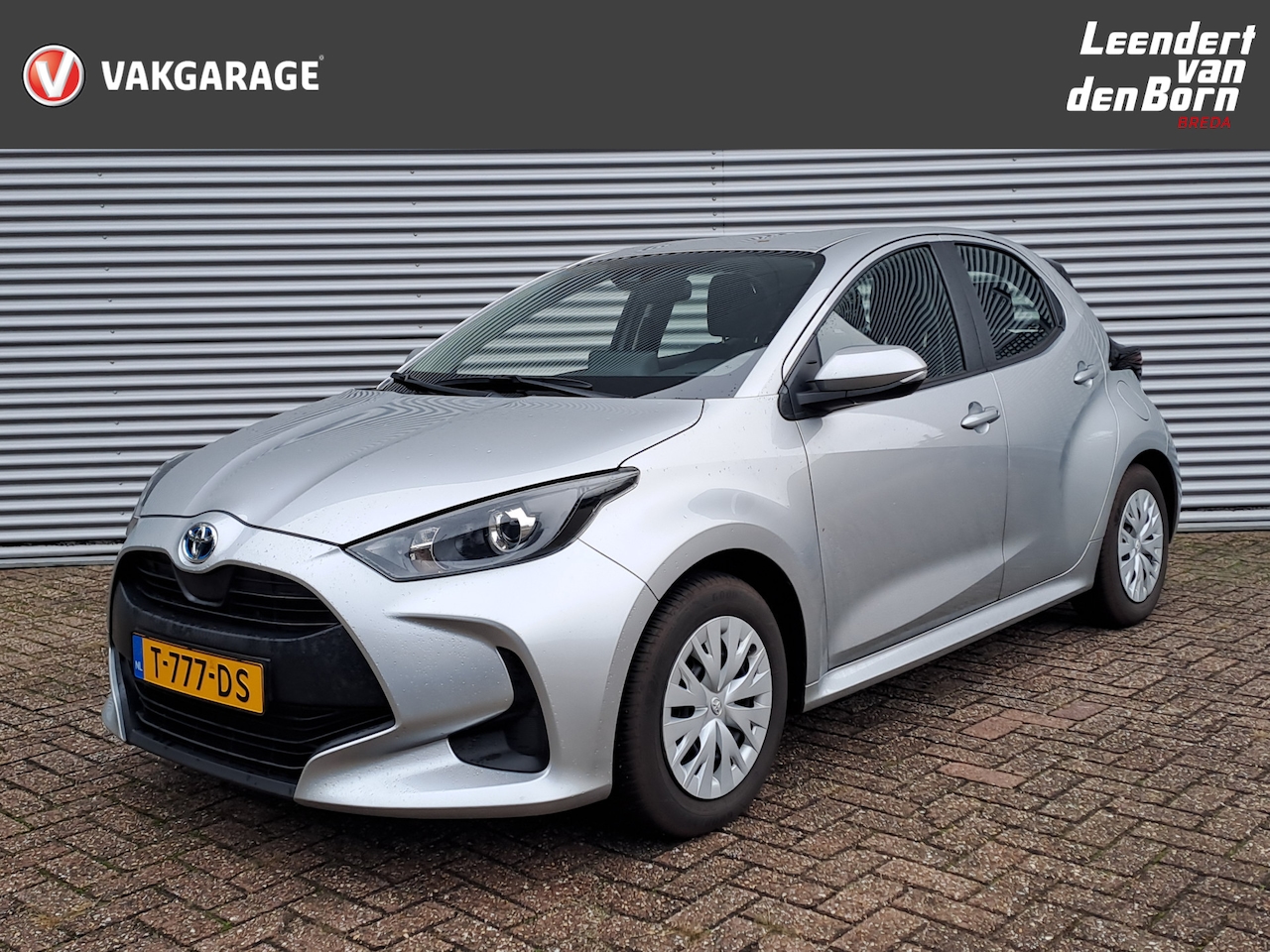 Toyota Yaris - 1.5 Hybrid Active | Cruise control adaptief | Automaat | ECC | Hybride | Navi | Camera - AutoWereld.nl