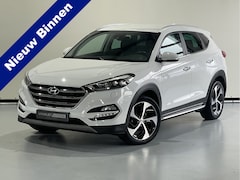 Hyundai Tucson - 1.7 CRDi HP Premium Automaat / Camera / Navi / Leder / Trekhaak