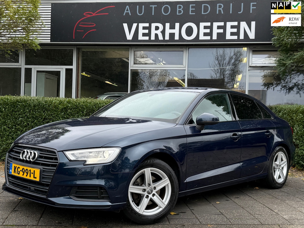 Audi A3 Limousine - 1.4 TFSI CoD - ORG NL - CLIMATE CONTR - PARK SENSOREN - BOEKEN 2 SLEUTELS ! - AutoWereld.nl