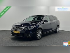 Peugeot 308 SW - 1.2 PureTech Blue Lease Allure LM PANO TREKHAAK CRUISE CARPLAY NAVIGATIE
