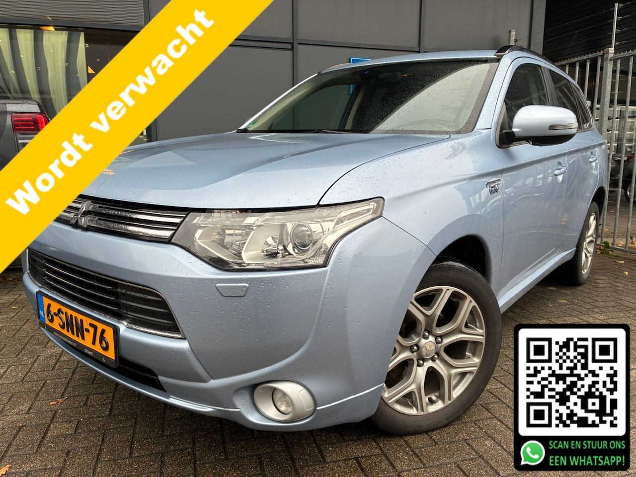 Mitsubishi Outlander - 2.0 PHEV Instyle |203 PK | 4WD | AUTOMAAT | TREKHAAK | DEALER ONDERHOUDEN | 1.500 KG TREKG - AutoWereld.nl