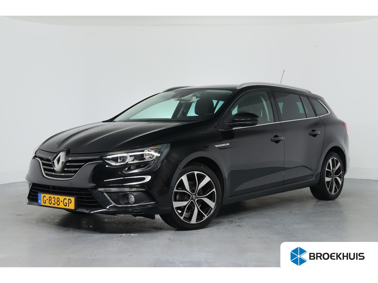 Renault Mégane Estate - 1.3 TCe Bose Automaat | Trekhaak | Keyless | Climate Control | Navigatie | Parkeersensoren - AutoWereld.nl
