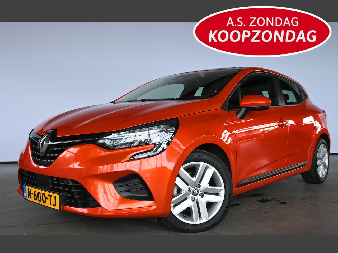 Renault Clio - 1.6 E-Tech Hybrid 140 Zen Automaat Clima Navigatie LED Rijklaarprijs Inruil Mogelijk! - AutoWereld.nl