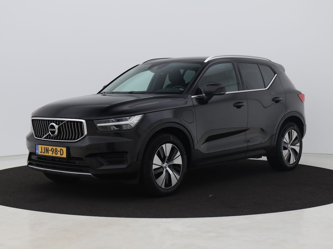 Volvo XC40 - 1.5 T4 Recharge Inscription Expression | CAMERA | KEYLESS | STOEL- EN STUURVERW. - AutoWereld.nl