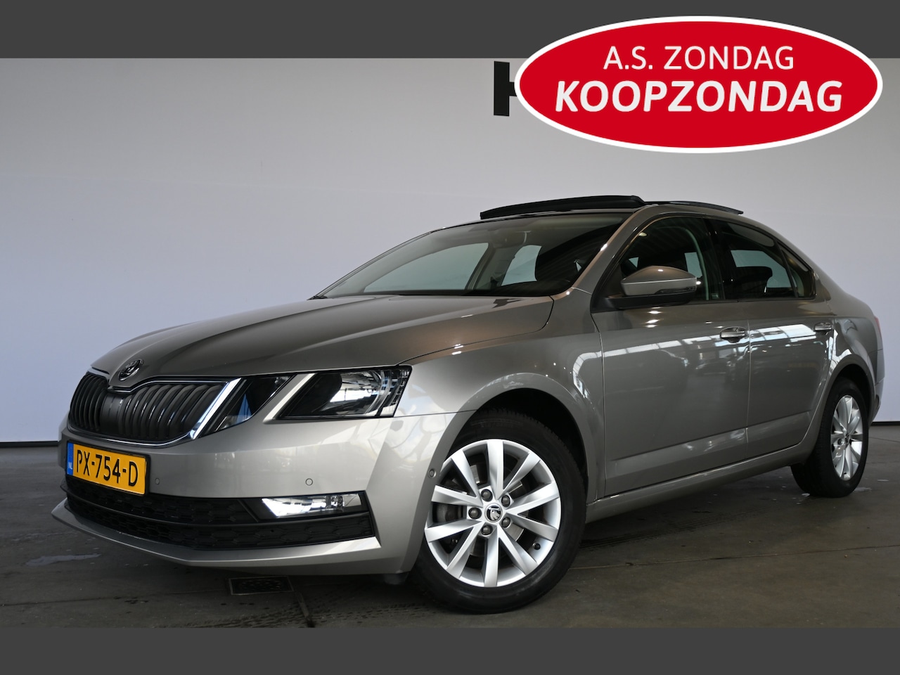 Skoda Octavia - 1.0 TSI Greentech Ambition Business Clima Navigatie Panoramadak Inruil Mogelijk! - AutoWereld.nl