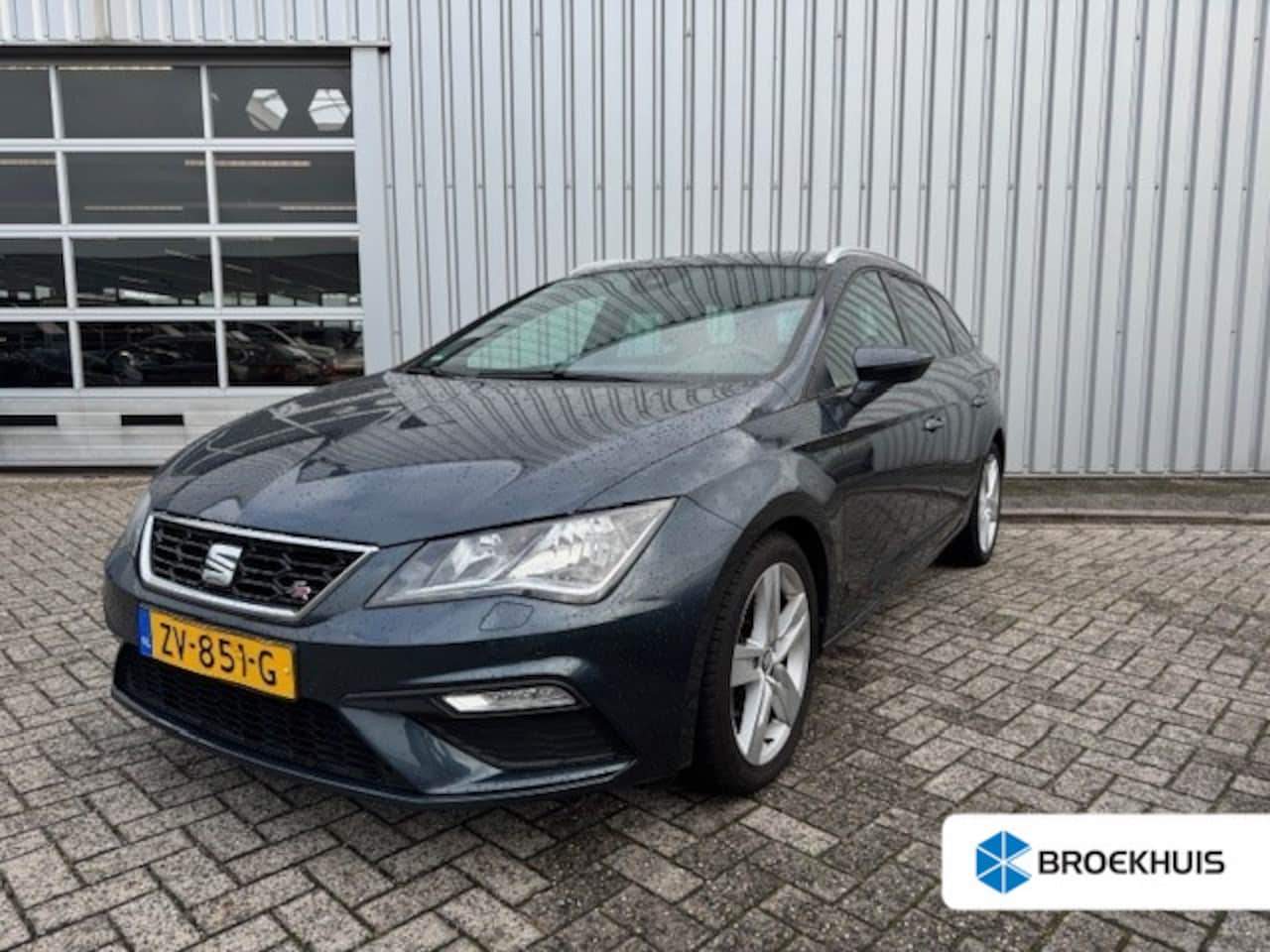 SEAT Leon ST - 1.5 TSI FR Business Intense l Stoelverwarming l Navigatie l Digital Dash l Camera l Parkee - AutoWereld.nl