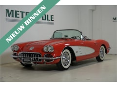 Chevrolet Corvette - C1 Fuel Injection M1072