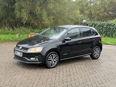 Volkswagen Polo - 1.0 High Line PDC I NAVI I CLIMA I BLUETOOTH I WEINIG KM