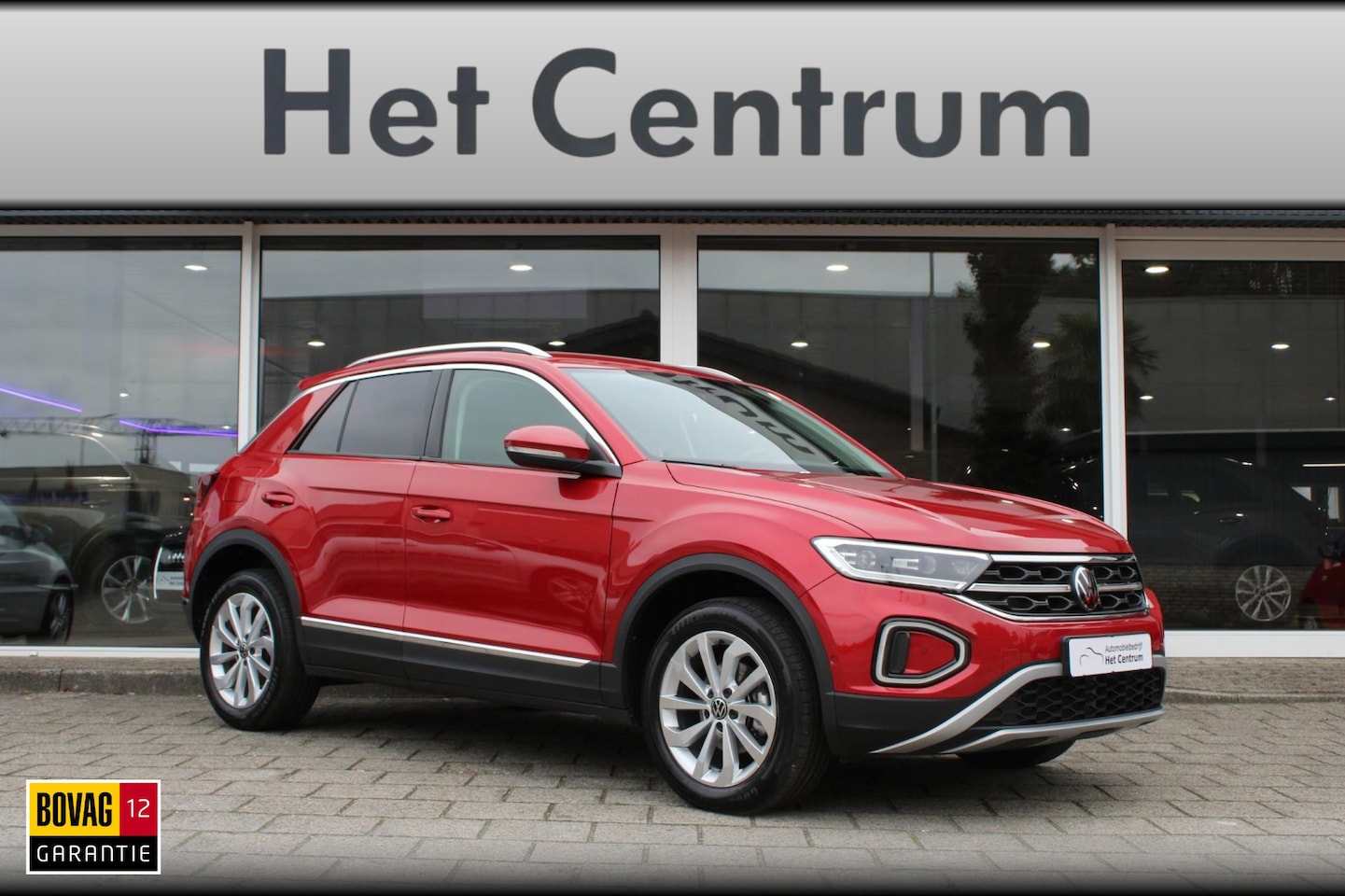 Volkswagen T-Roc - 1.5 TSI 150PK Automaat Style / Leer /IQ LED / ACC / Donker glas / Electrische stoelen / tr - AutoWereld.nl
