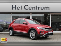 Volkswagen T-Roc - 1.5 TSI 150PK Automaat Style / Leer /IQ LED / ACC / Donker glas / Electrische stoelen / tr