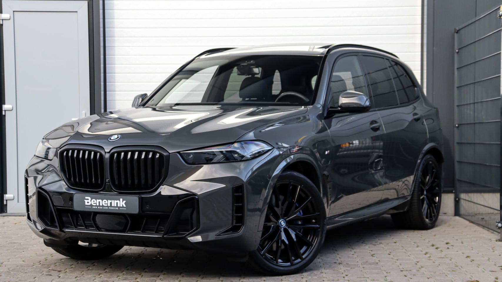 BMW X5 - xDrive50e M-Sport Pro | Massage | Harman/Kardon | Stoelventilatie | Panoramadak | Soft-Clo - AutoWereld.nl