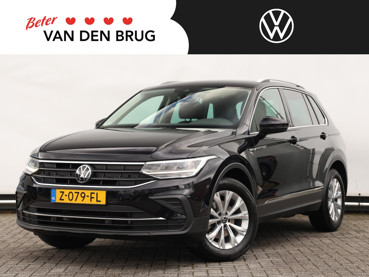 Volkswagen Tiguan - 1.5 TSI Life Business 130PK | Trekhaak | Camera | Spiegelpakket | Led | Navigatie - AutoWereld.nl