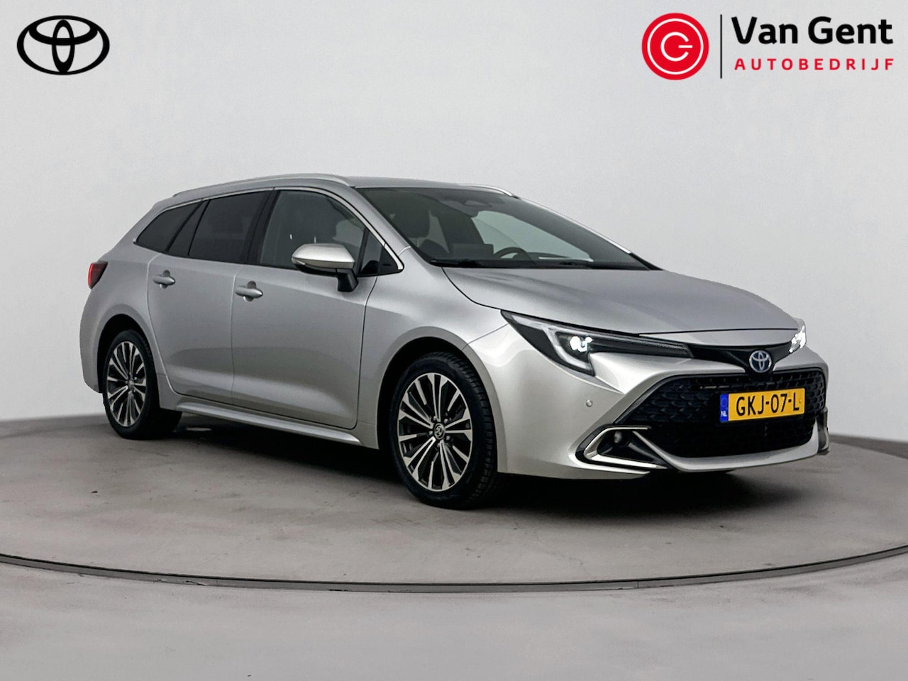 Toyota Corolla Touring Sports - Hybrid 140 Dynamic | Navigatie | Apple Carplay / Android Auto | Stoelverwarming | Adaptive - AutoWereld.nl