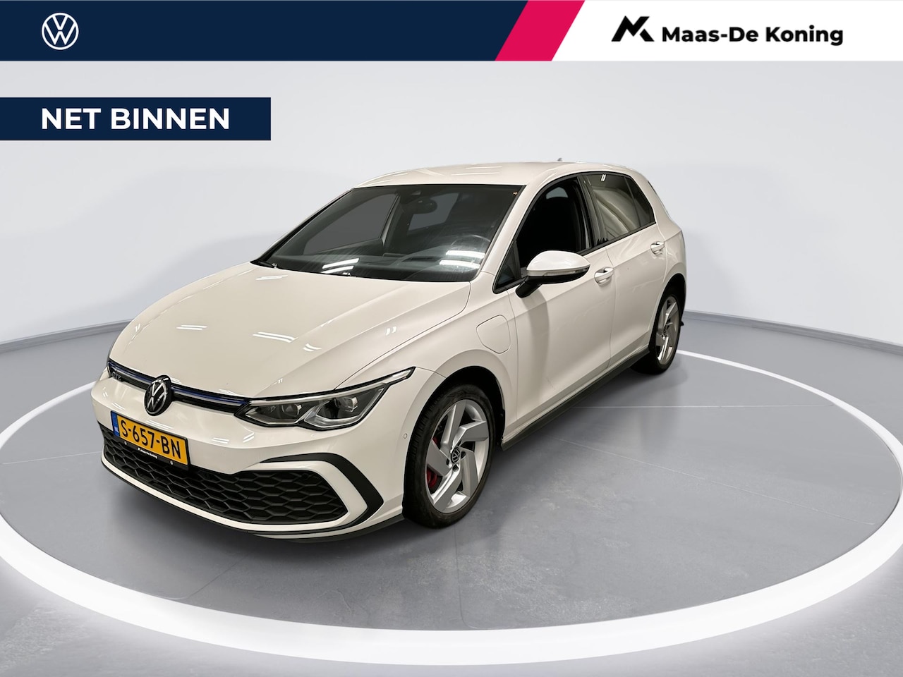 Volkswagen Golf - 1.4 245pk eHybrid GTE · Apple/Android Car Play · Navigatie · Sfeerverlichting · P-Sensoren - AutoWereld.nl