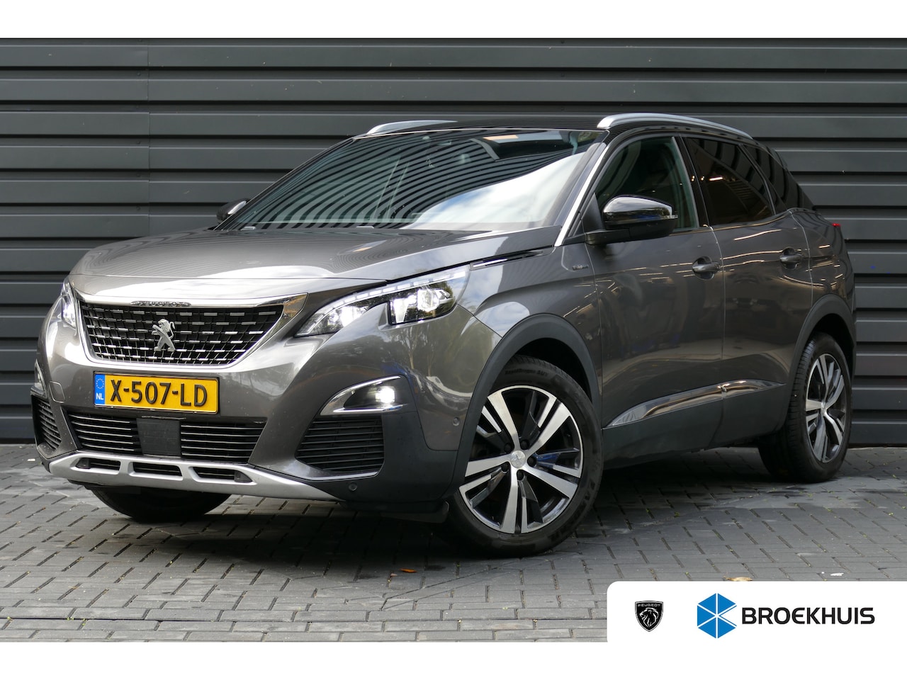 Peugeot 3008 - 1.2 PURETECH 130PK GT-LINE / NAVI / CLIMA / PDC / 18"LMV / CAMERA / TREKHAAK / WINTERPAKKE - AutoWereld.nl