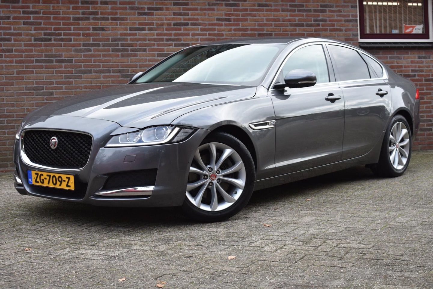 Jaguar XF - 2.0d Prestige '19 Leder Xenon Clima NAvi Cruise - AutoWereld.nl