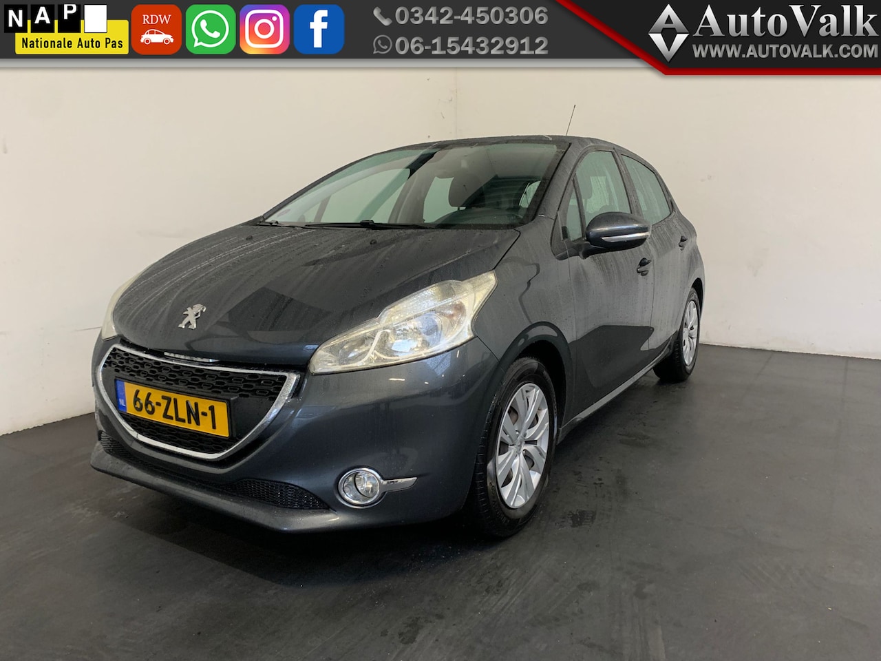 Peugeot 208 - 1.2 VTi Envy. Clima. Cruise! - AutoWereld.nl
