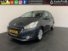 Peugeot 208 - 1.2 VTi Envy. Clima. Cruise